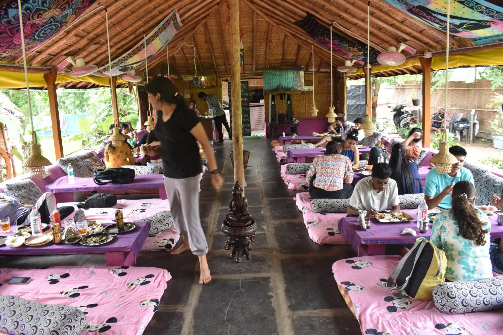 ホテル Hampi Wildstone エクステリア 写真