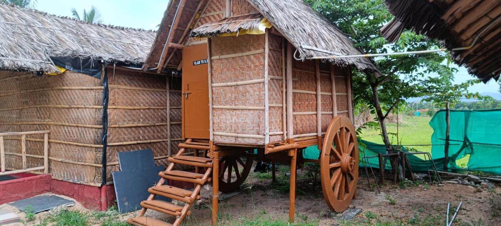 ホテル Hampi Wildstone エクステリア 写真