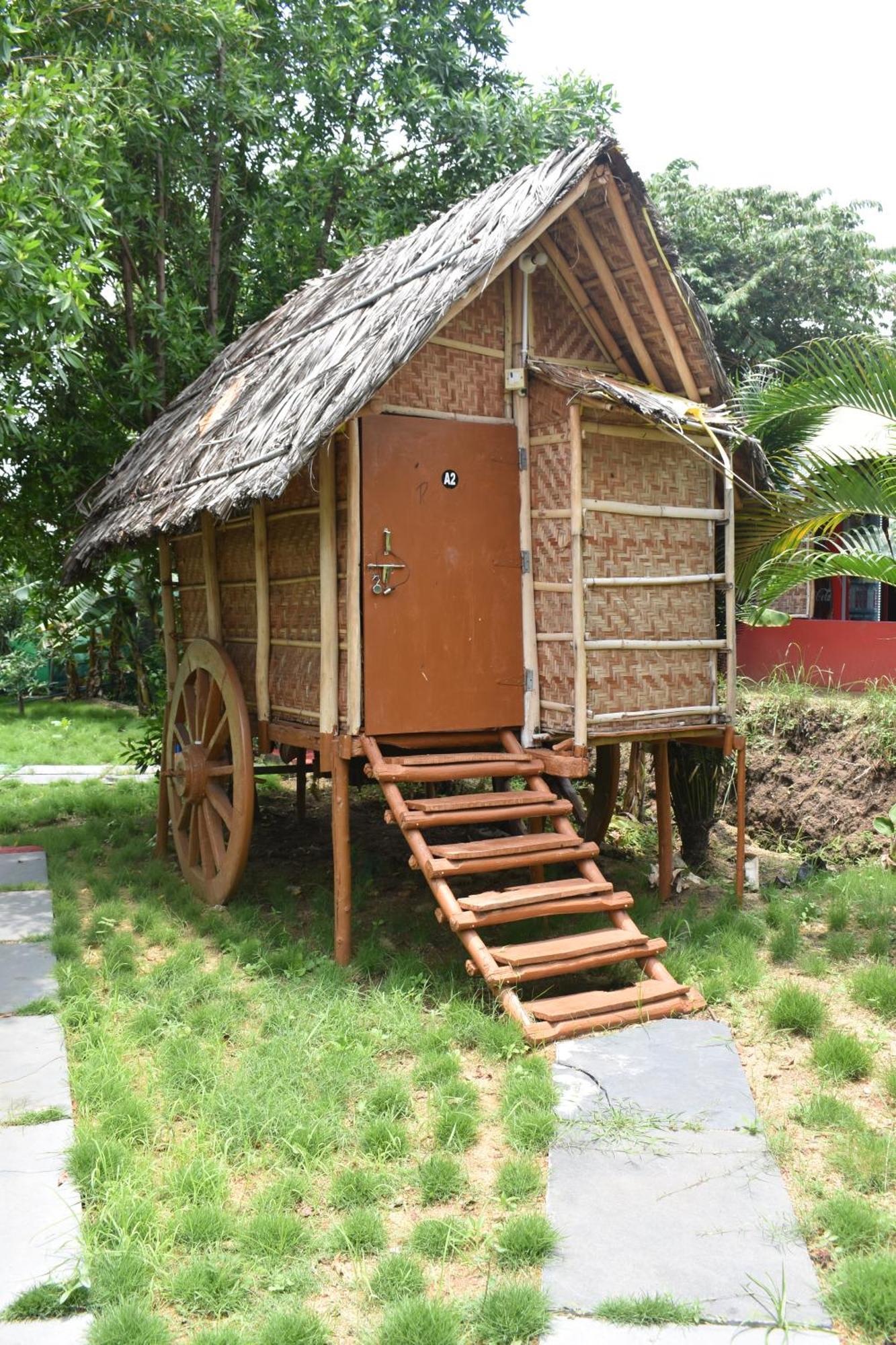 ホテル Hampi Wildstone エクステリア 写真